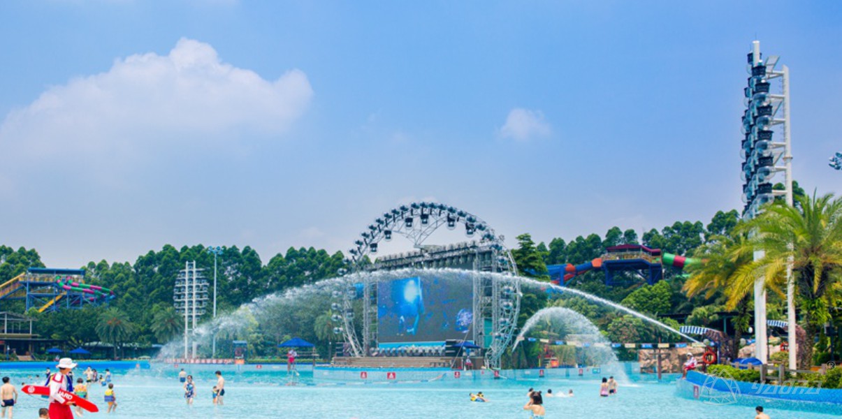某水上乐园场.jpg